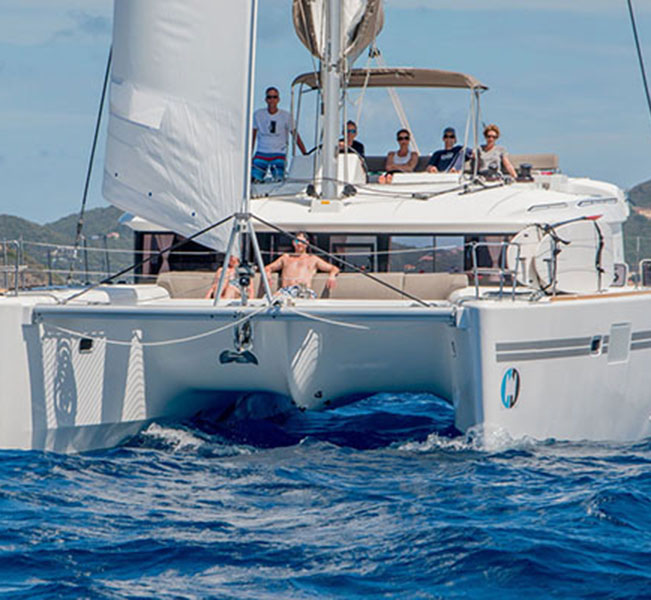 Lagoon 450 4 cabins best rated bvi charters
